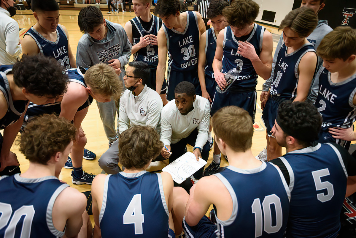 Tualatin Lake Oswego boys basketball Ken Waz 64